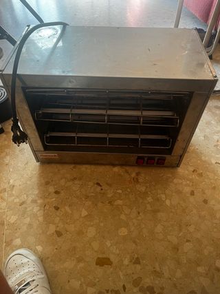 TOSTADOR DE PAN.URGE SU VENTA!!