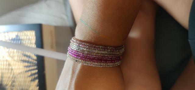 Braccialetti rigidi rosa e argento