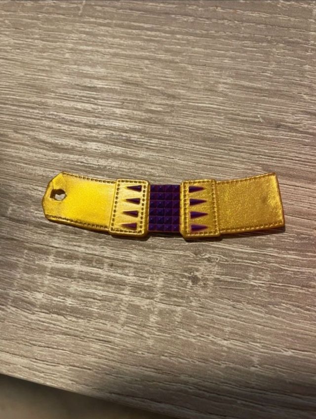 Clawdeen Wolf. Scaris: City of Frights (2013).