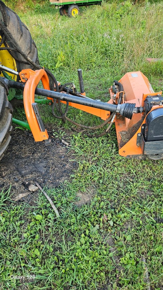 Desbrozadora de martillos agrícola