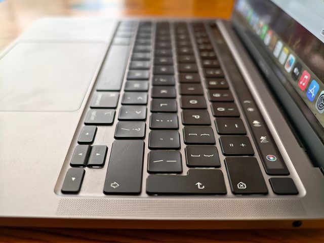 MacBook Pro 13" Cinzento Apple Prateado