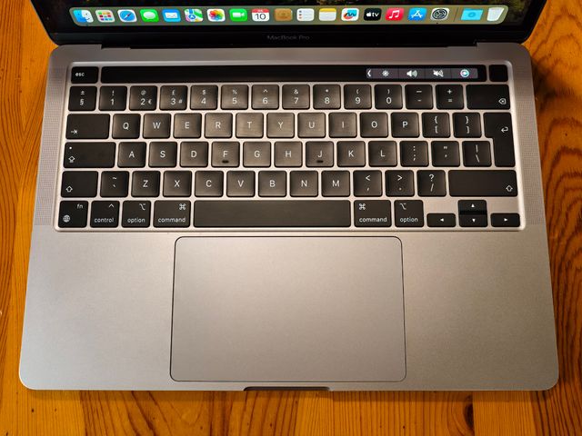 MacBook Pro 13" Cinzento Apple Prateado