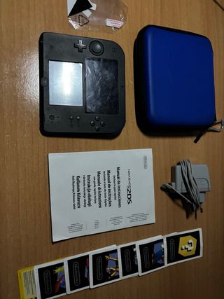 Nintendo 2DS Azul y Negro