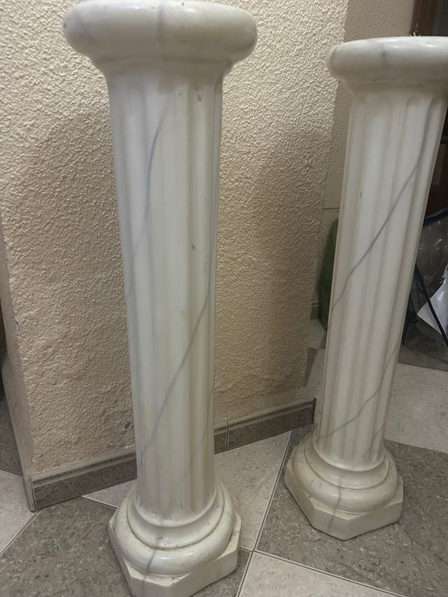 2 Columnas Decorativas - Mármol Blanco