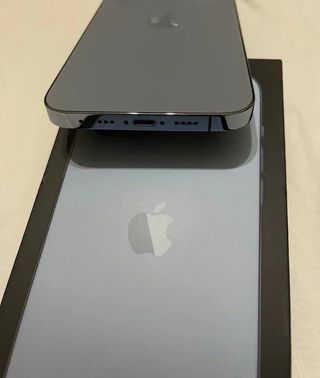 iPhone 13 Pro Max 256GB - Azul y Gris Espacial
