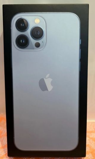 iPhone 13 Pro Max 256GB - Azul y Gris Espacial

