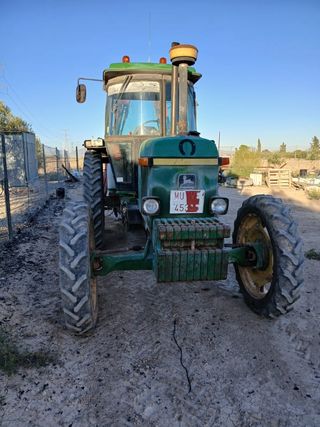 Tractor John Deere 3140