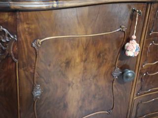 Credenza anni '40 stile ChippendaleOriginale