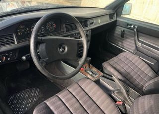 Mercedes-Benz 190 1990