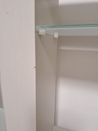 2 colonne decorative bianche