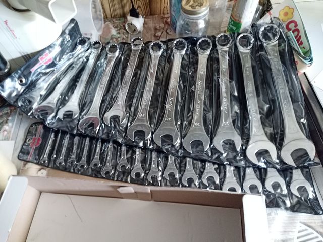 Chiavi combinate 28pz + 90 bit inserti wurth