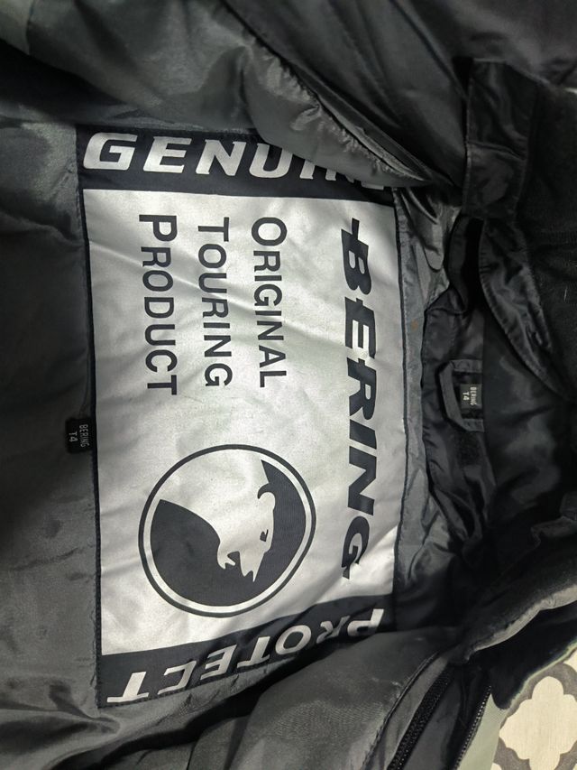 Chaqueta moto mujer Revit