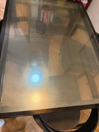 Mesa cristal + 4 sillas negras