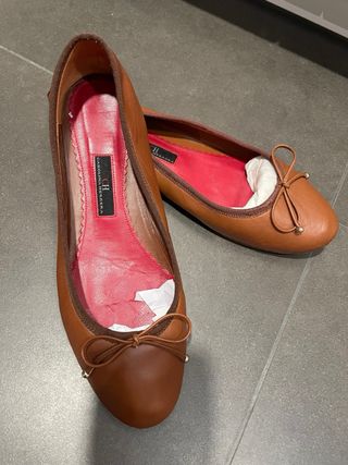 Bailarinas Carolina Herrera Marrón