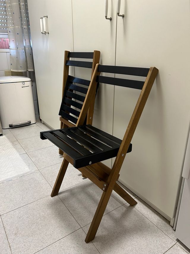 Conjunto mesa y sillas plegables madera terraza