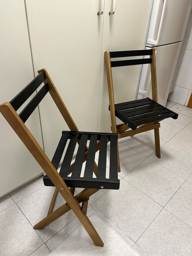 Conjunto mesa y sillas plegables madera terraza