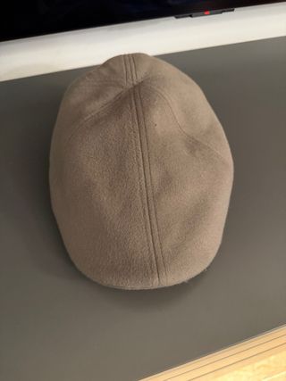 Cappello uomo grigio