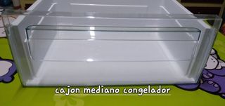 Se vende cajones de nevera estanteria de plástico 