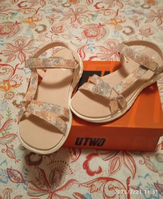 Sandalias UTWO multicolor nº38