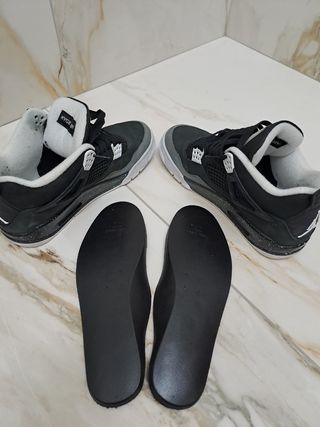 Nike Air Jordan 4 Retro - Scarpe