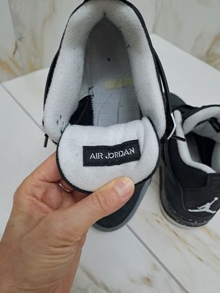 Nike Air Jordan 4 Retro - Scarpe