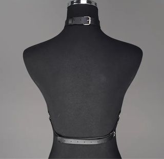 Cinturón cuero negro - Bralette