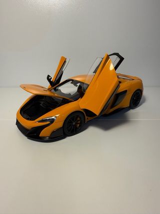 McLaren 675LT Autoart 1:18