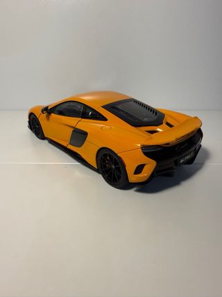 McLaren 675LT Autoart 1:18