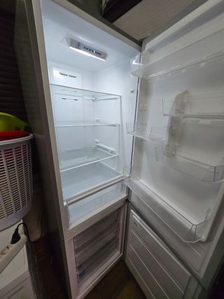 Frigorífico Edessa acero inoxidable