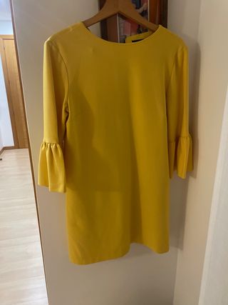 Vestido amarillo manga 3/4