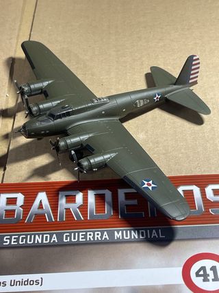 Avión Boeing B-17C (Maqueta)