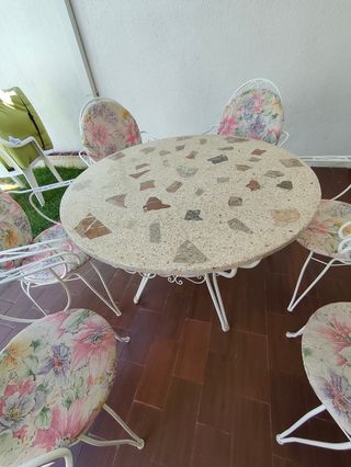 Conjunto jardín: mesa y 6 sillas
