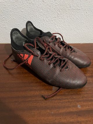 Botas fútbol Adidas - rojas y negras