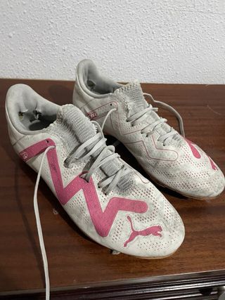 Botas fútbol Puma - Rosa y Blancas