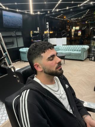 Barbero a Domicilio – Corte, Barba y Estilo dond