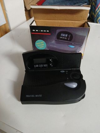 Radio sveglia Travel Mate SX-205
