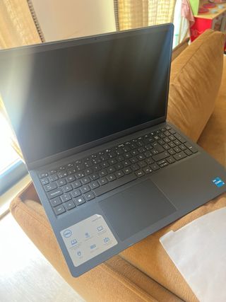 nuovissimo computer Dell Inspiron 15