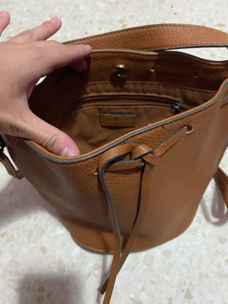 Bolso marrón bandolera