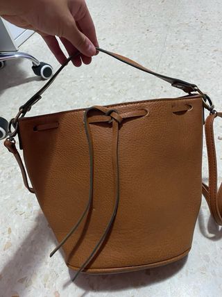 Bolso marrón bandolera