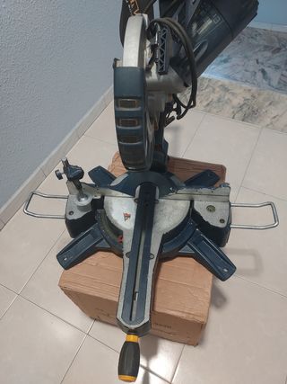 Ingletadora GMC telescópica