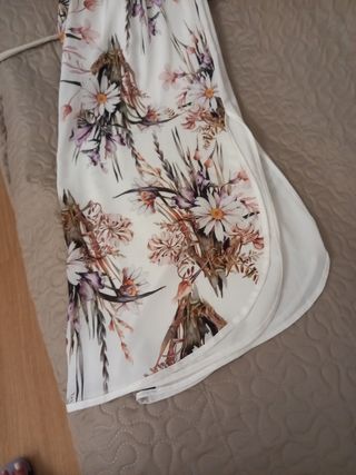 Pantaloni estivi leggeri bianchi floreali