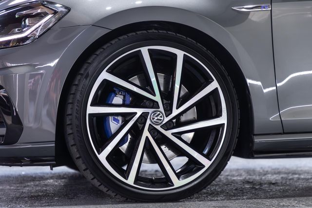 Volkswagen Golf R310 4MOTION (2019)