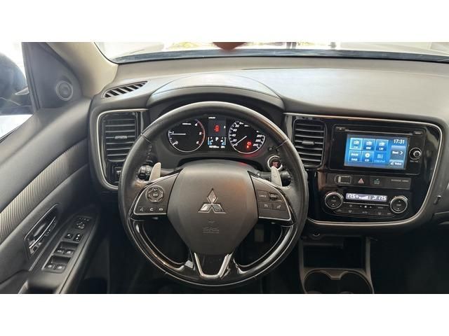 Mitsubishi Outlander 220 DI-D Kaiteki 4WD Auto 110 kW (150 CV)