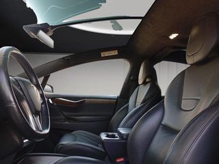 Tesla Model X 90D 4WD 386 kW (525 CV)