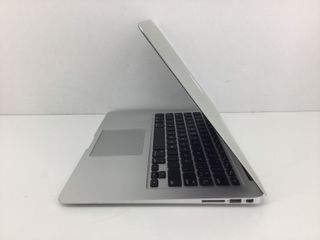 portatil apple apple macbook air core i5 1.8 13 (2017) (a1466)