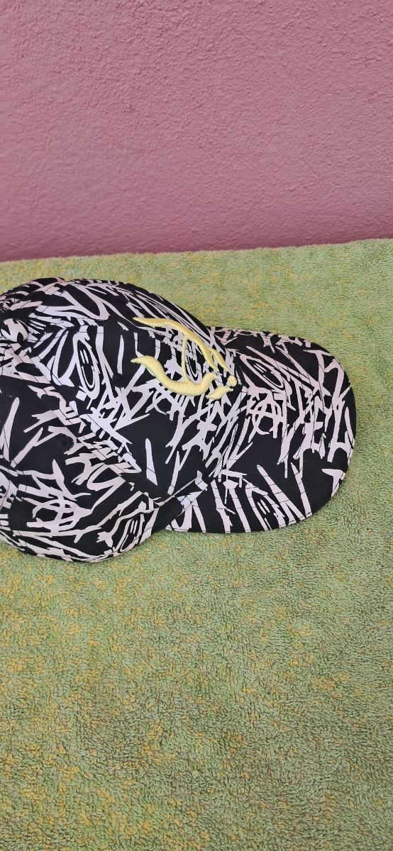 Gorra CYBERDOG - Negra y Blanca