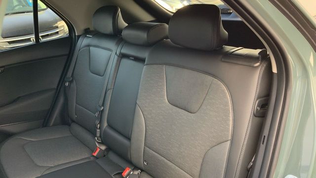 Kia Niro BEV 65KWH 150KW E-NIRO EMOTION 204 5P