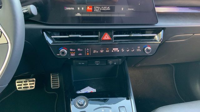 Kia Niro BEV 65KWH 150KW E-NIRO EMOTION 204 5P
