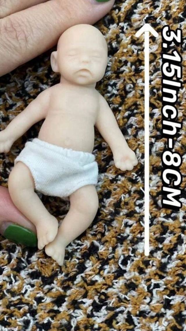 Muñeco Reborn Silicona 8cm no hago envíos