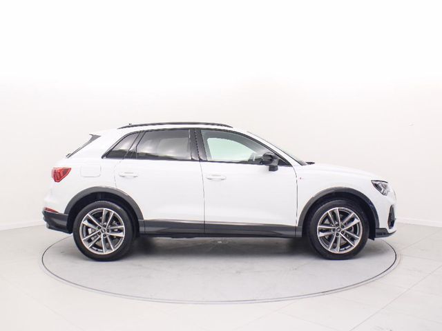 AUDI Q3 2.0 40 TDI S TRONIC QUATTRO BLACK LINE 193 5P